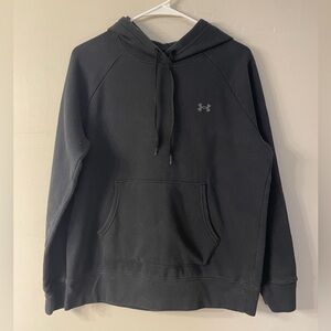 Under Armor Men All Black Medium Hoodie Corner Shoulder Logo